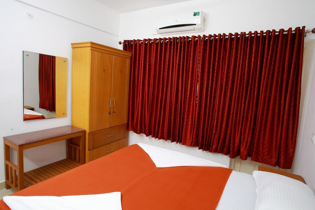 Hotel Phils' Residency & Banquets Kochi Zimmer foto