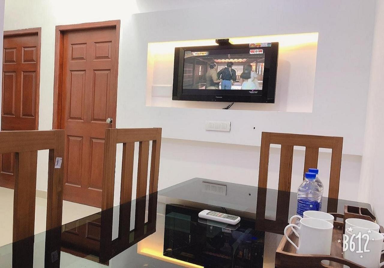 Hotel Phils' Residency & Banquets Kochi Exterior foto