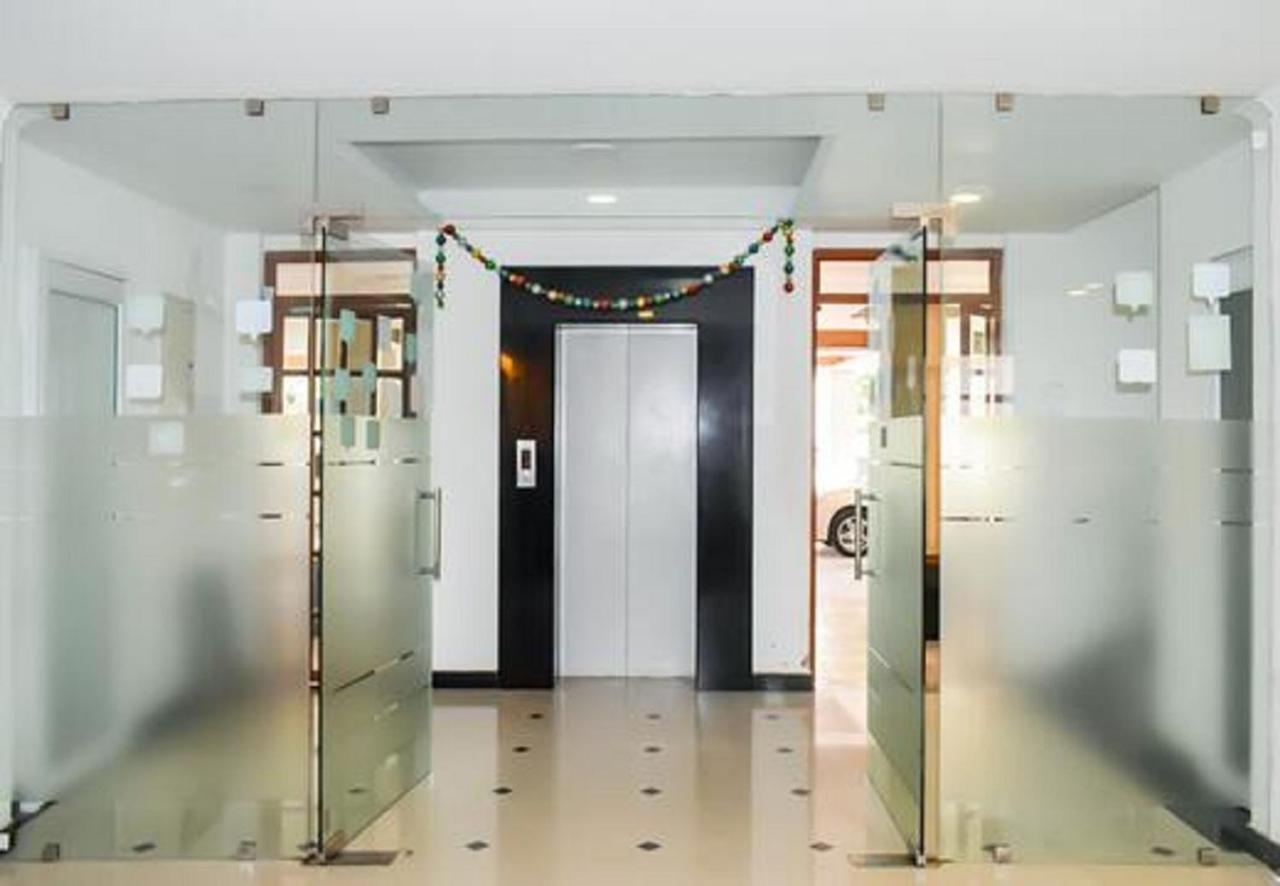 Hotel Phils' Residency & Banquets Kochi Exterior foto