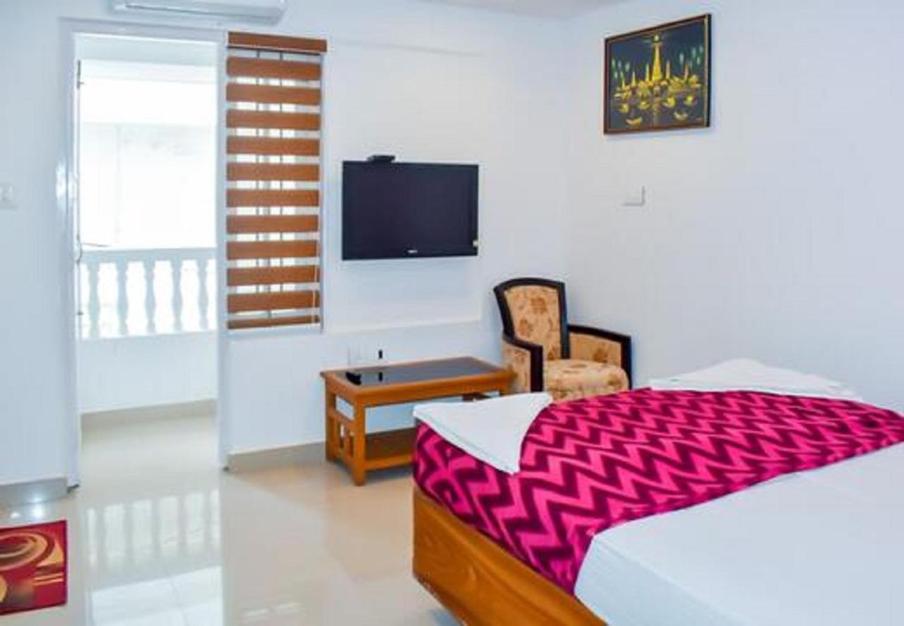 Hotel Phils' Residency & Banquets Kochi Exterior foto