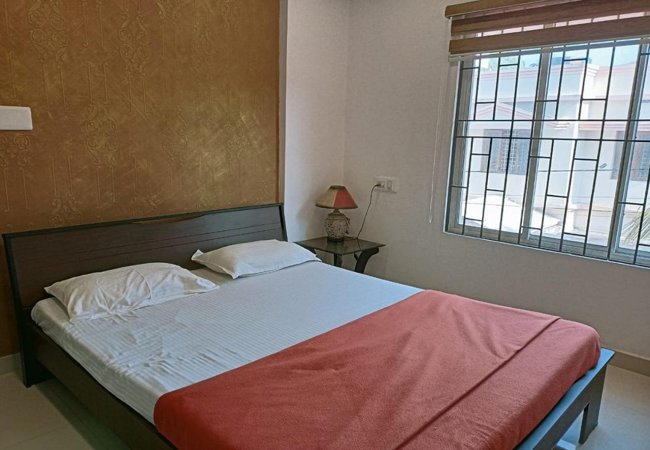 Hotel Phils' Residency & Banquets Kochi Exterior foto