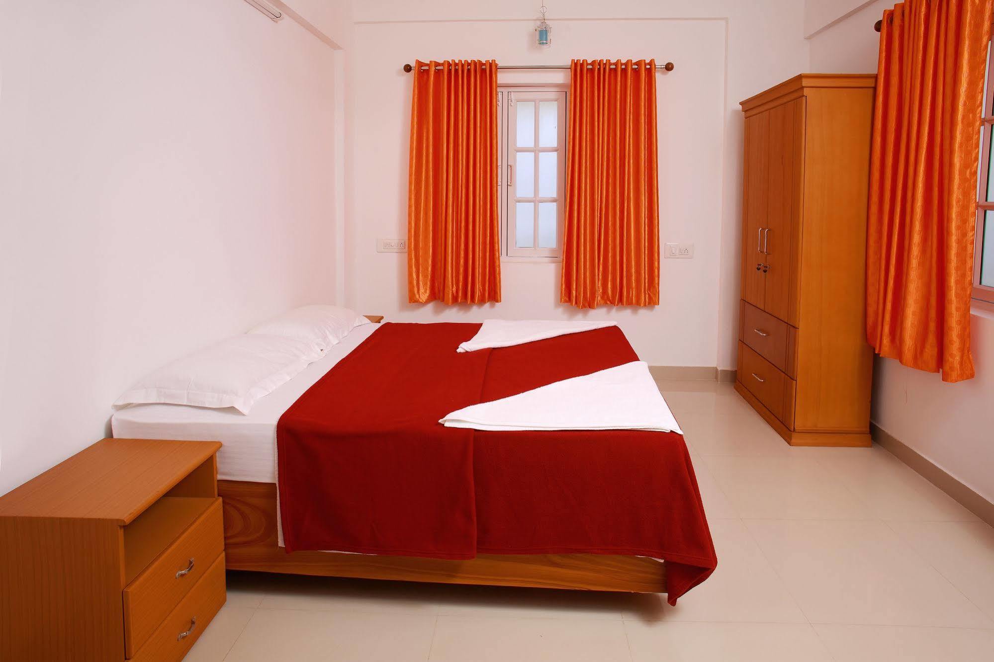 Hotel Phils' Residency & Banquets Kochi Exterior foto